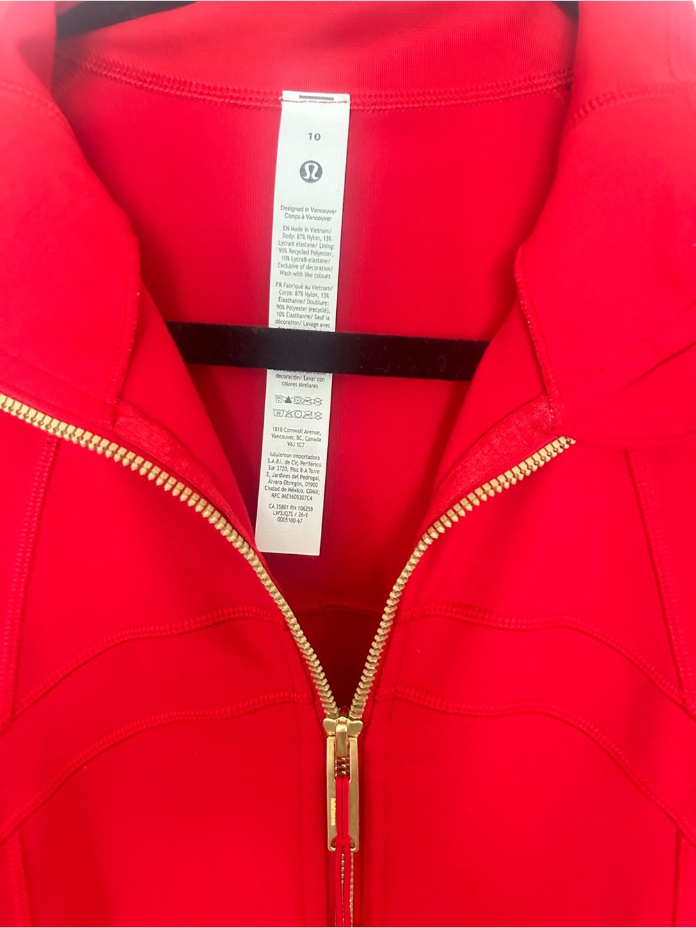 Lululemon Define Oxford Red Luon Track Jacket size 10 - Picture 12 of 13